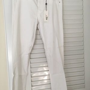 NWTO. AG white jean. Size 8